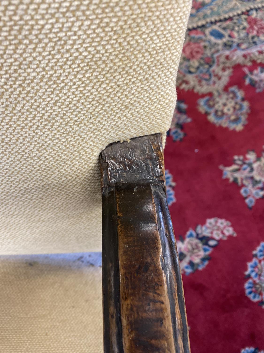 A WILLIAM AND MARY STYLE OPEN UPHOLSTERED ARM CHAIR. With an arch topped rectangular back, scrolling - Image 2 of 19