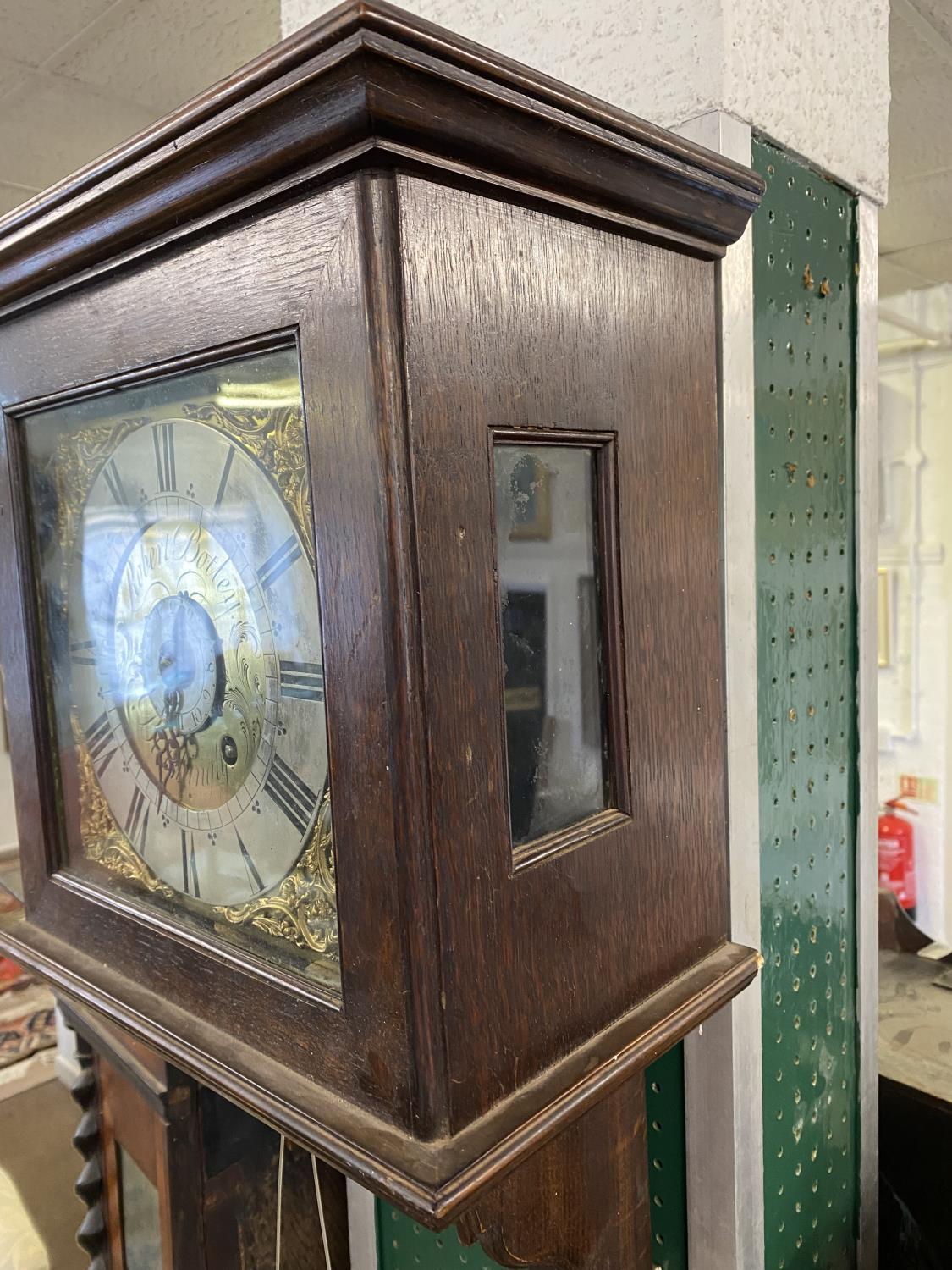 AN 18TH CENTURY WALL CLOCK BY ROBERT BOTLEY OF BLETCHINGLY. With a 20cm brass dial with silvered - Image 5 of 13