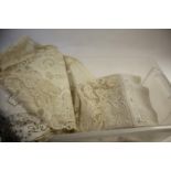 VINTAGE LINEN a collection of late 19thc and early 20thc household linens, including bed covers,