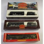 HORNBY BOXED LOCOMOTIVES including R864 Class 9F 92241 locomotive and tender, R2016 BR Class 9F