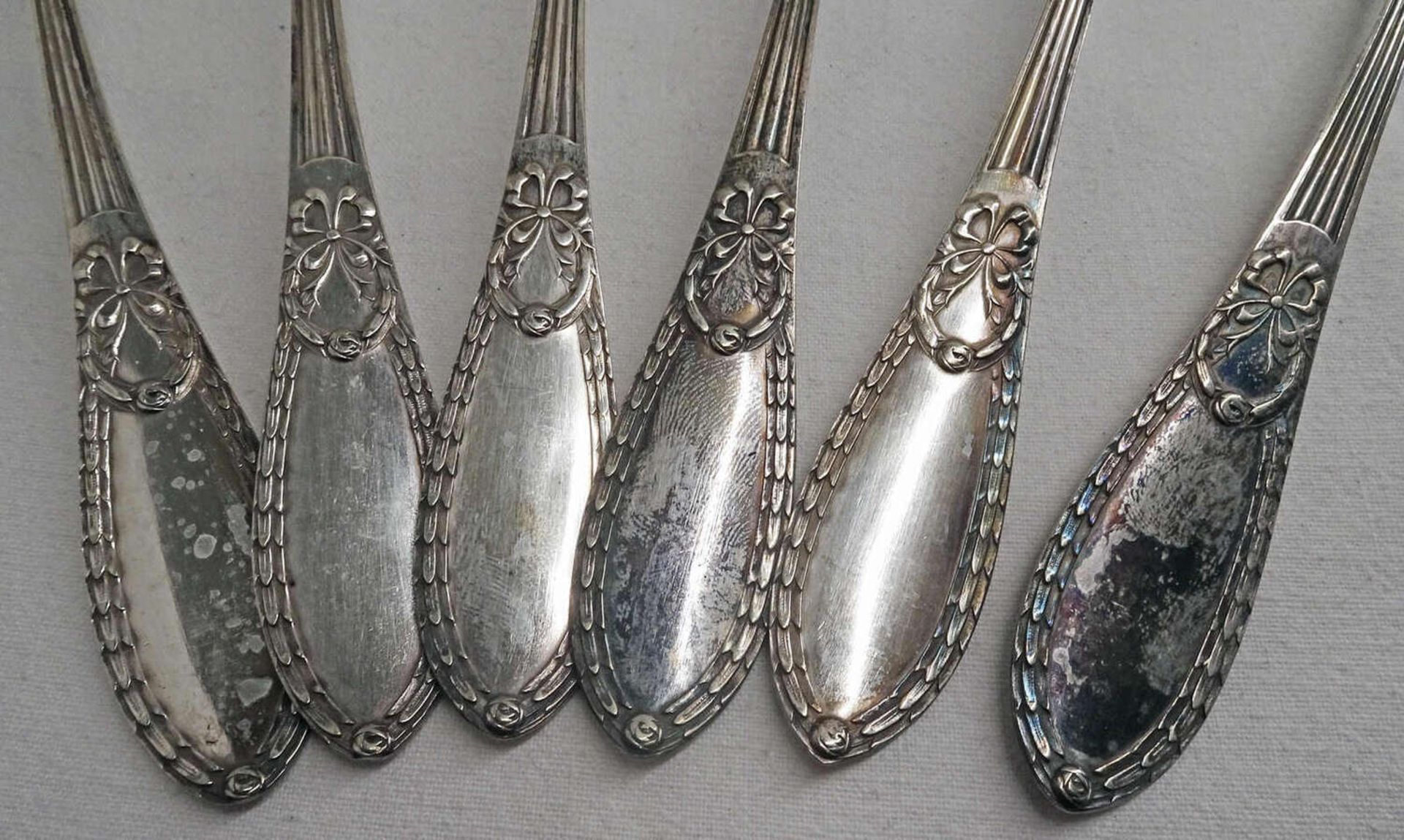 6 Jugendstil Suppenlöffel Firma Wellner, 90er versilbert6 Art Nouveau soup spoons from Wellner, 90 - Image 2 of 3