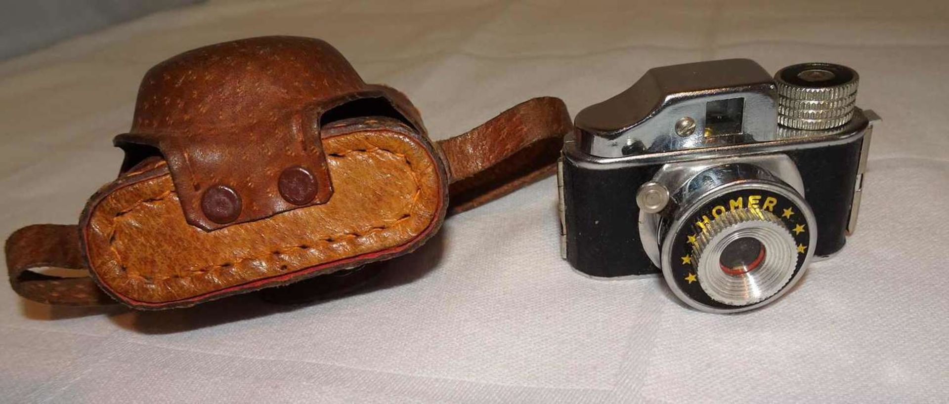 alte HOMER Minikamera im Lederetui 50/60er Jahre. Kultiges Stück aus Japan.old HOMER mini camera i