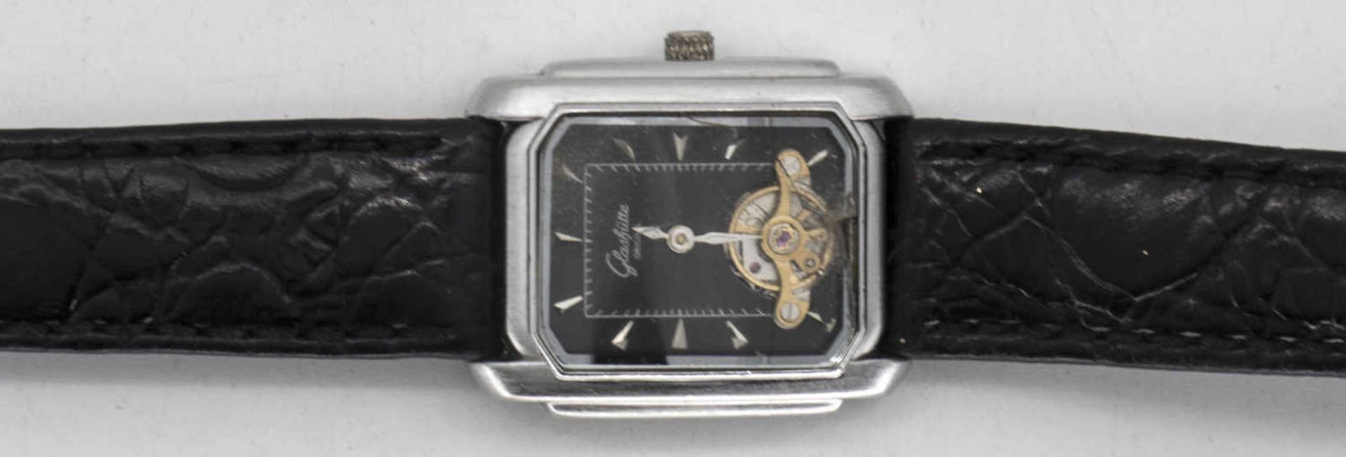 Glashütte original No. 125 Armbanduhr, sichtbare Unruh, schwarzes Zifferblatt, Krokodil - Lederarm