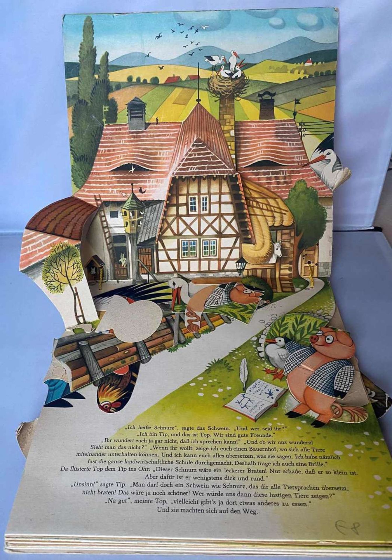 Tip + Top on the farm, pop-up book. Illustration Vojtech Kubasta. - Bild 2 aus 8