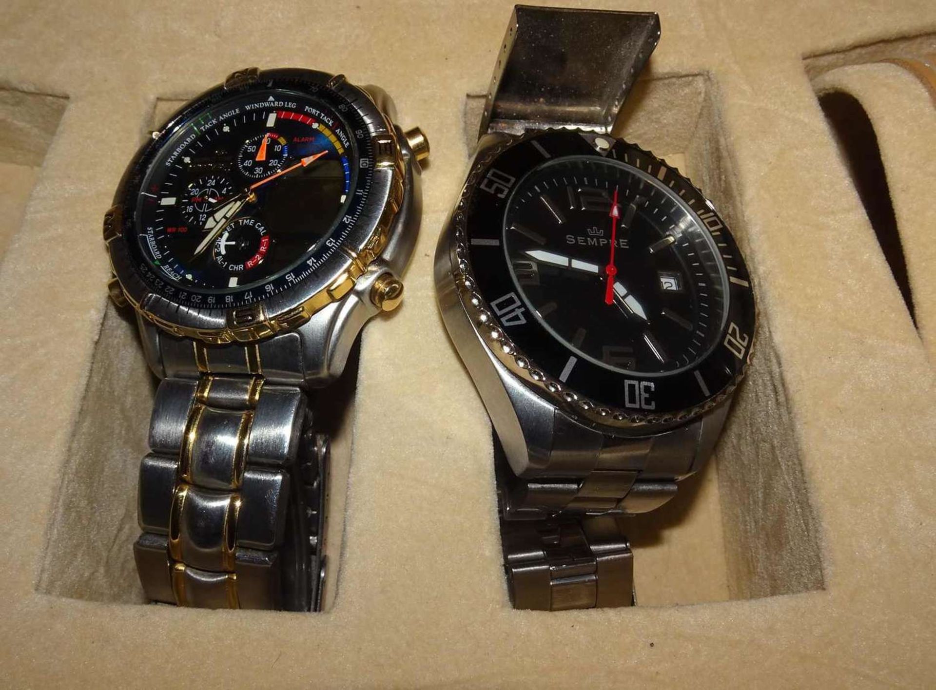 1 Uhrenbox, Inhalt mit 4 Herrenarmbanduhren, dabei eine Zentra 2000 / 1 Citizen Chrono / 1 Sempre, - Bild 3 aus 3