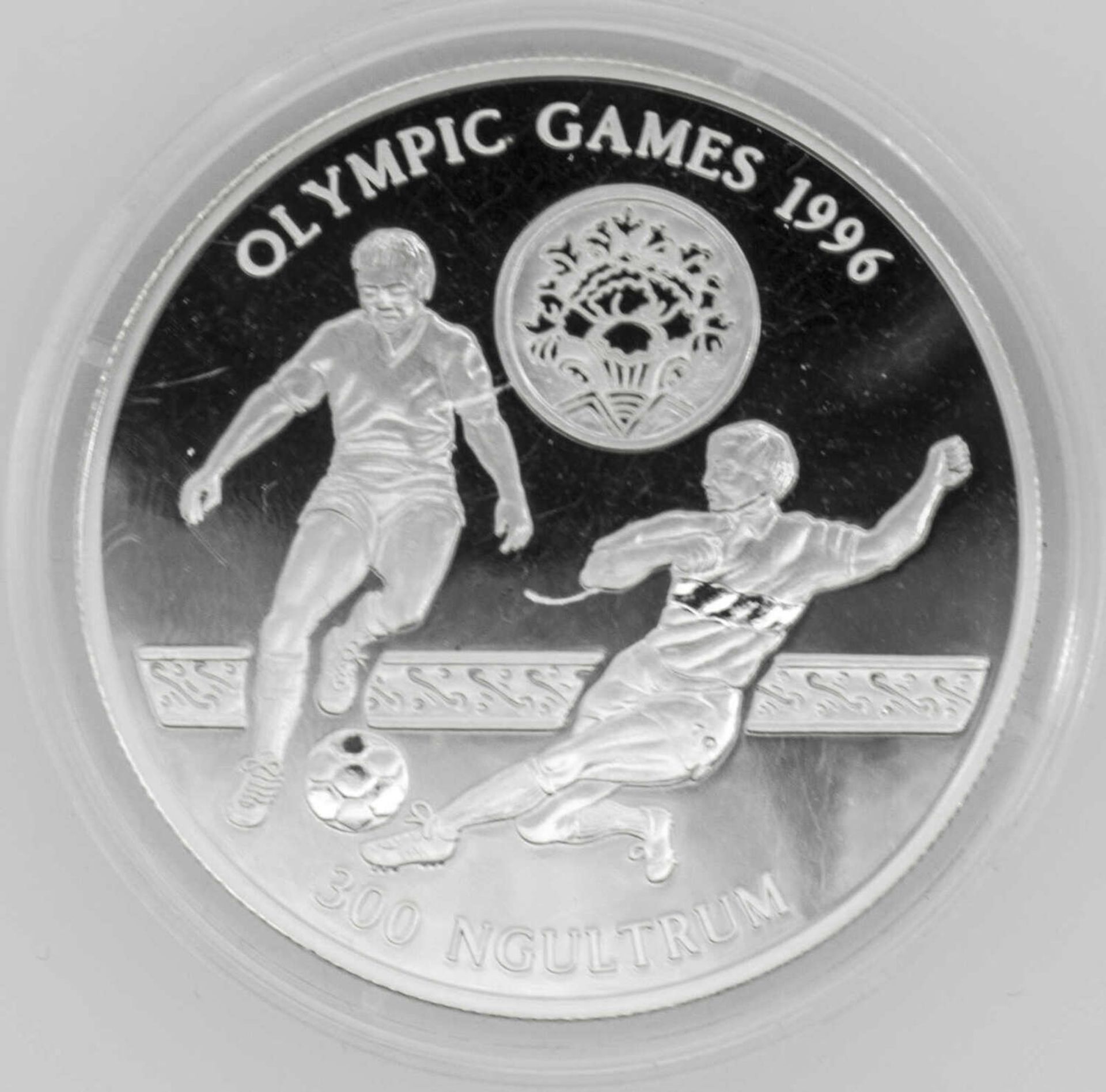 Olympische Spiele Bhutan, 300 Ngultrums, 925/1000 Silber. Fußball. Mit Zertifikat.Olympic Games Bh