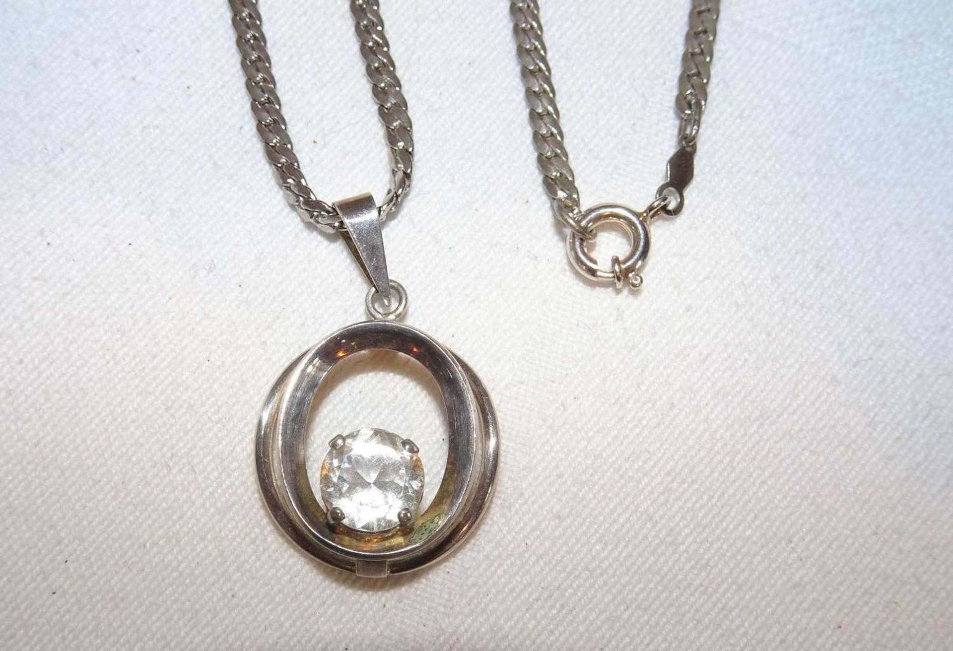 Kette mit Anhänger, 835er Silber. Kettenlänge ca. 80 cmChain with pendant, 835 silver. Chain leng - Bild 2 aus 2