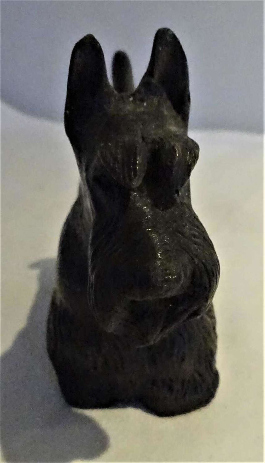 Bronzefigur "Scottisch Terrier", Gießerstempel ES, kalte Bronze. Länge ca. 13,5 cm, Höhe ca. 8 c - Bild 3 aus 4