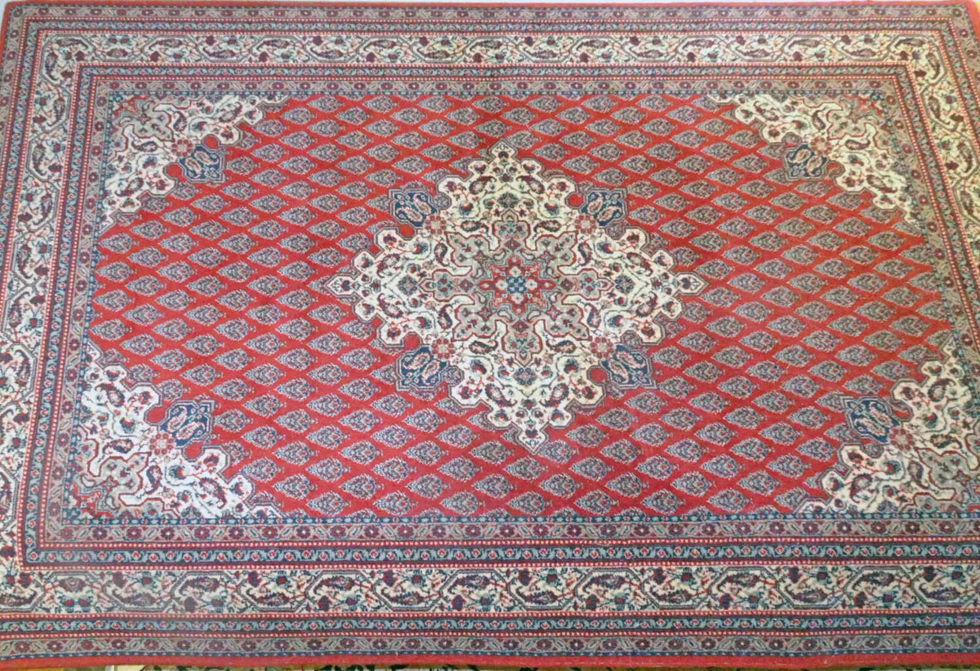 Teppich Täbris, Noppenzahl ca. 260.000 qm. Maße: 1,40x2,00 m.Tabriz carpet, number of nubs approx