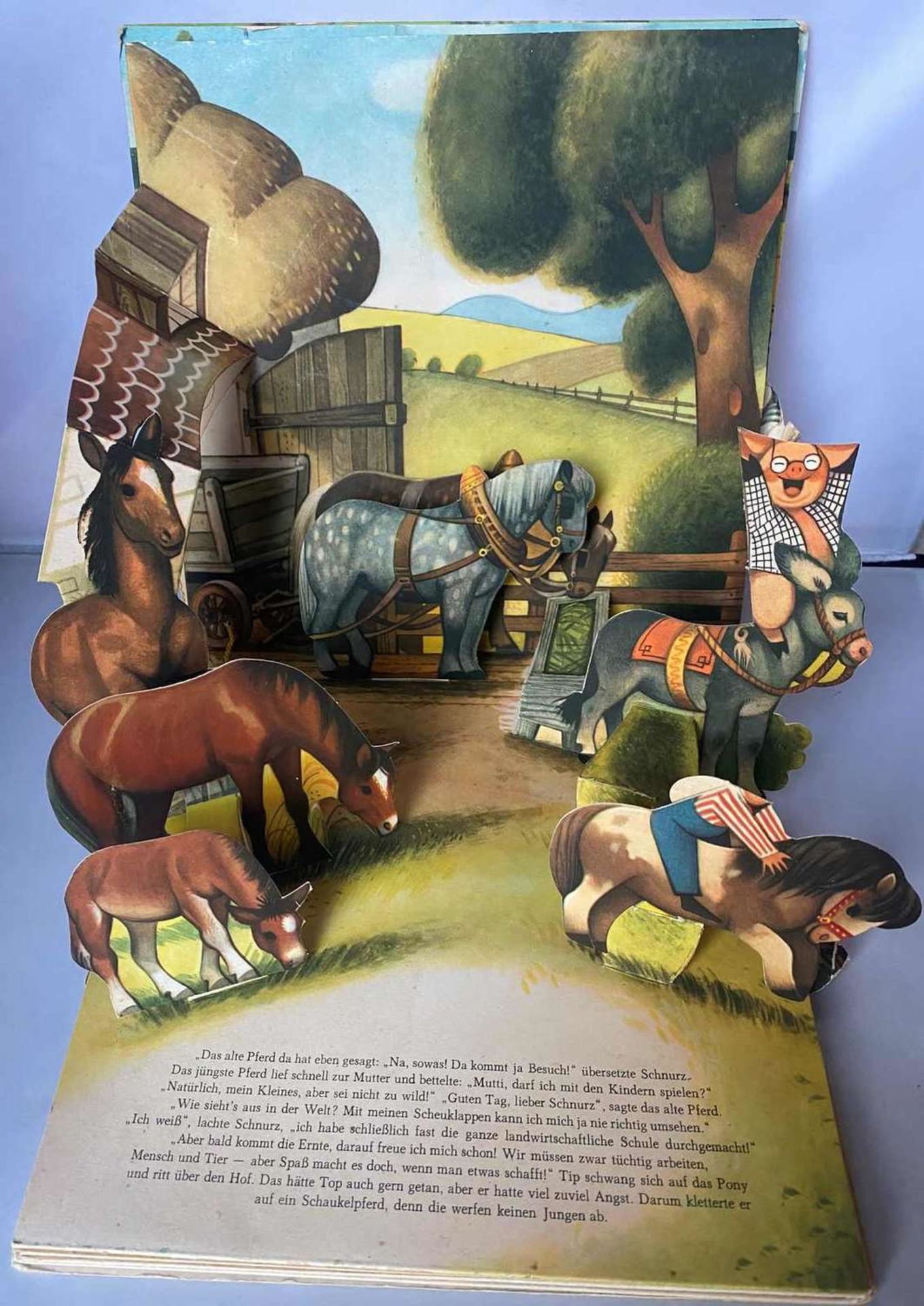 Tip + Top on the farm, pop-up book. Illustration Vojtech Kubasta. - Image 3 of 8