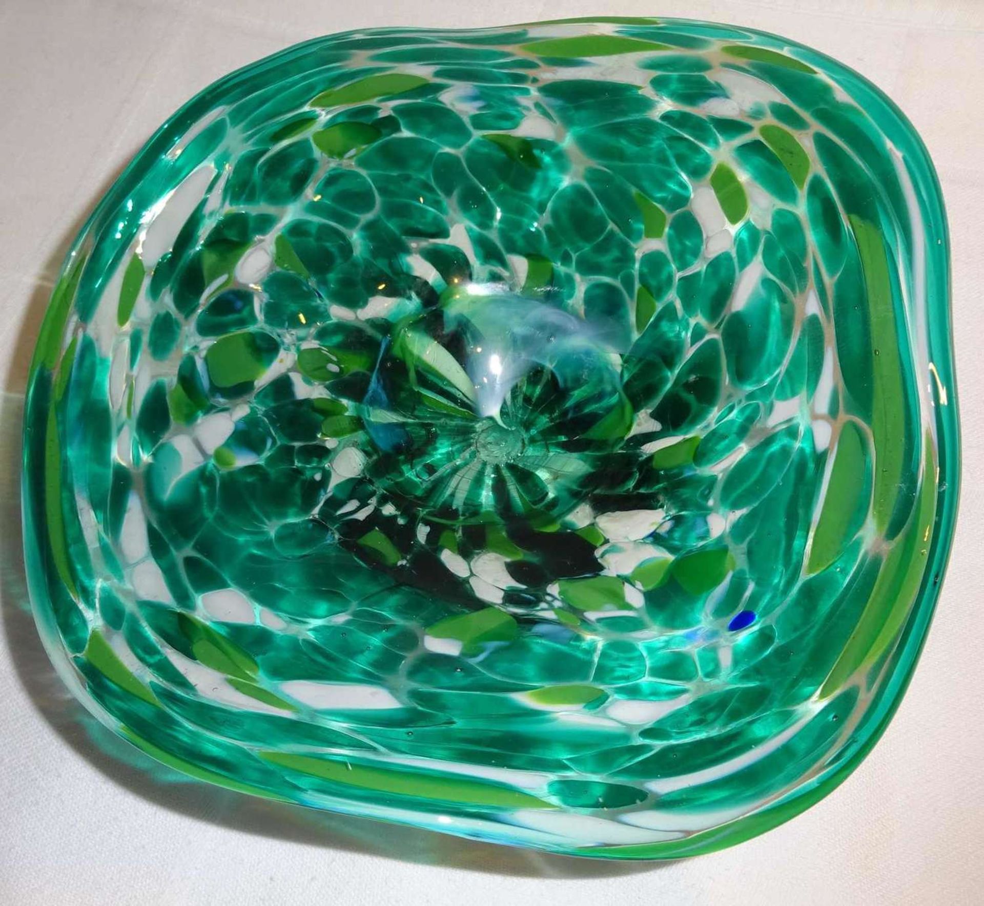 2 Glasschalen Murano / bayr. Wald. Guter Zustand2 glass bowls Murano / Bavarian. Forest. Good condi - Image 3 of 3