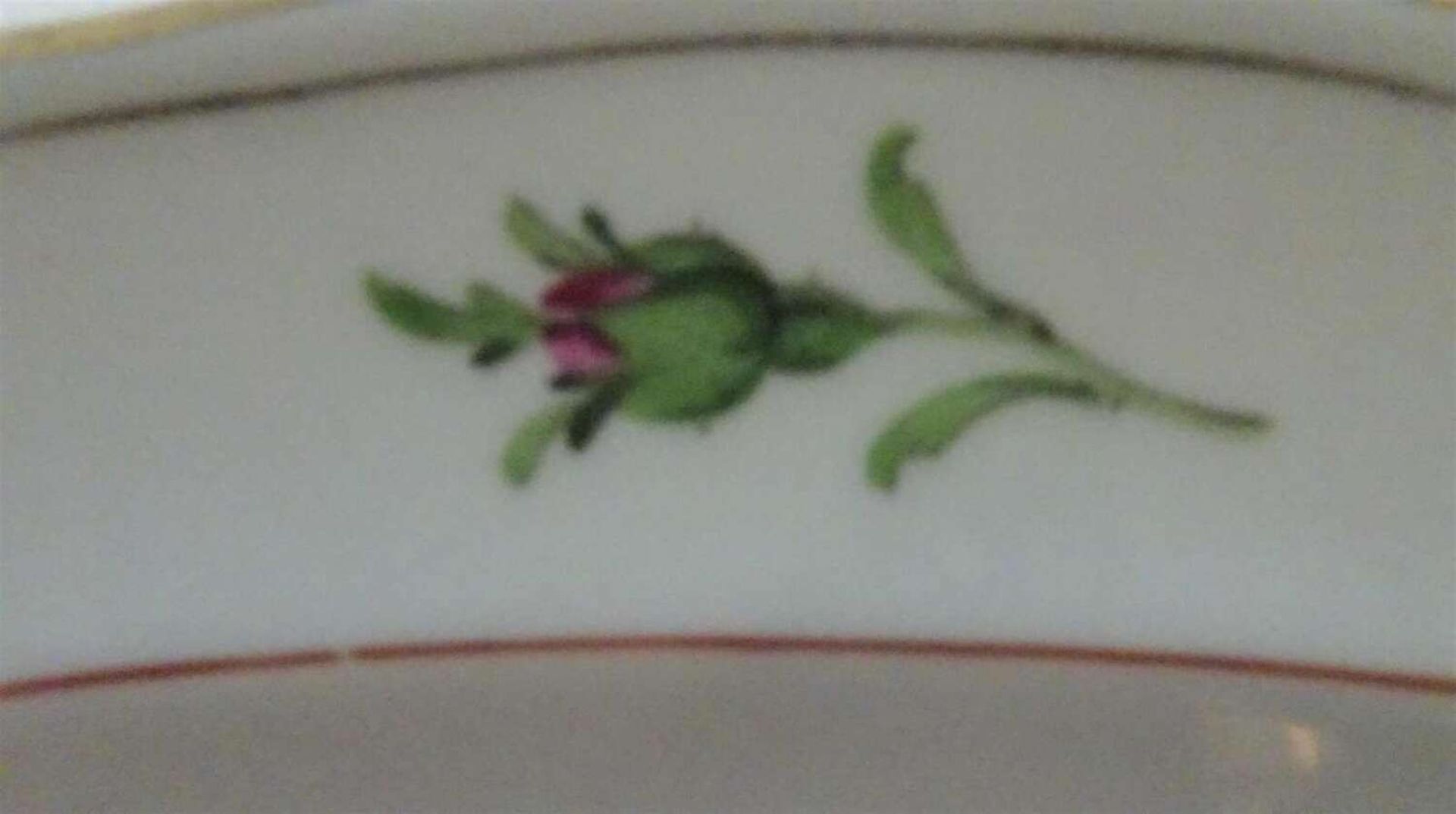 Meissen, ovale Platte, Meissner Rote Rose. 1.Wahl, Länge ca. 29 cm, Breite ca. 20 cmMeissen, oval - Image 4 of 4