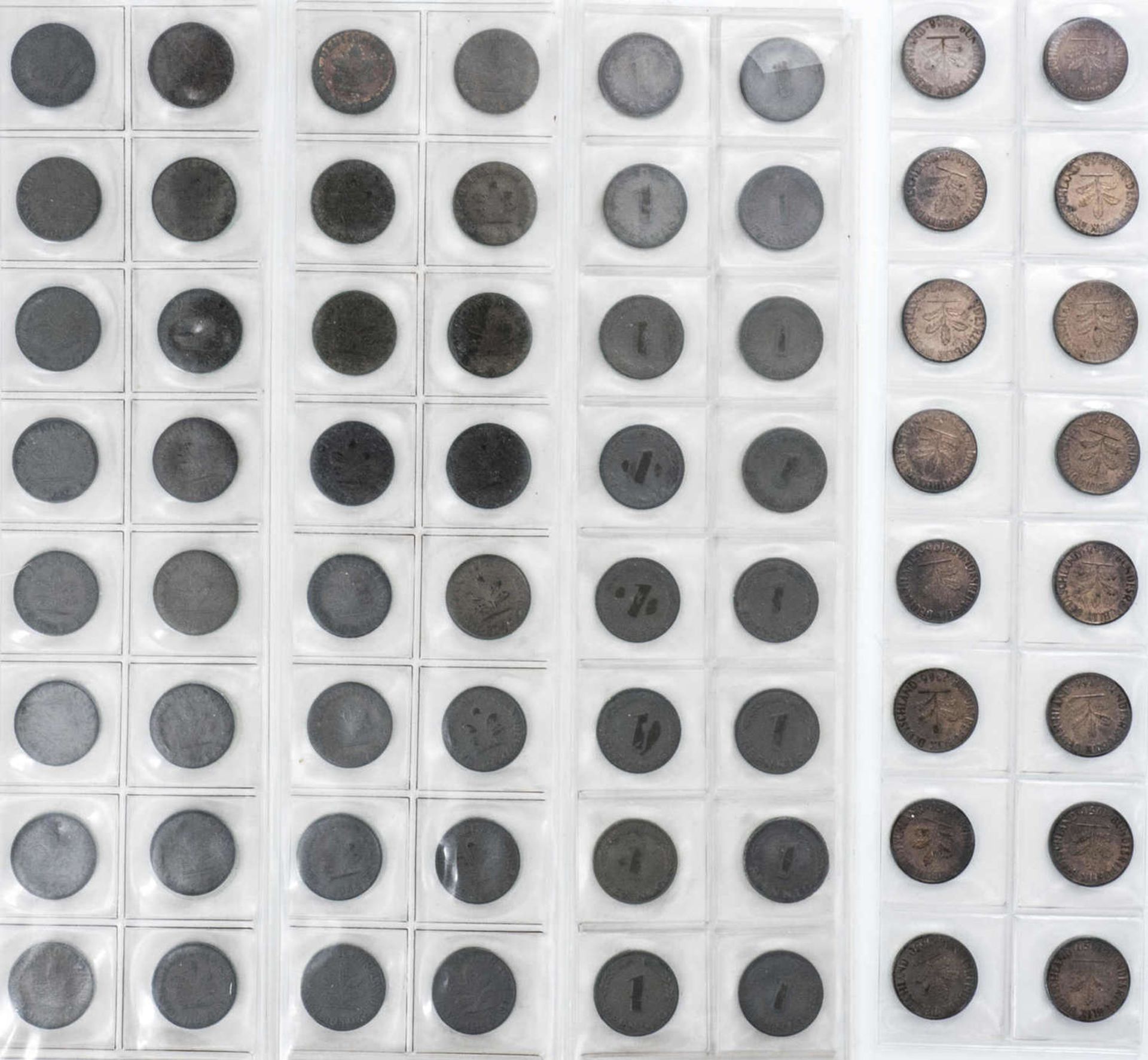 BRD Sammlung 1 Pfennig und 2 Pfennig - Münzen. Überwiegend alle vier Münzprägestätten. Dazu ei
