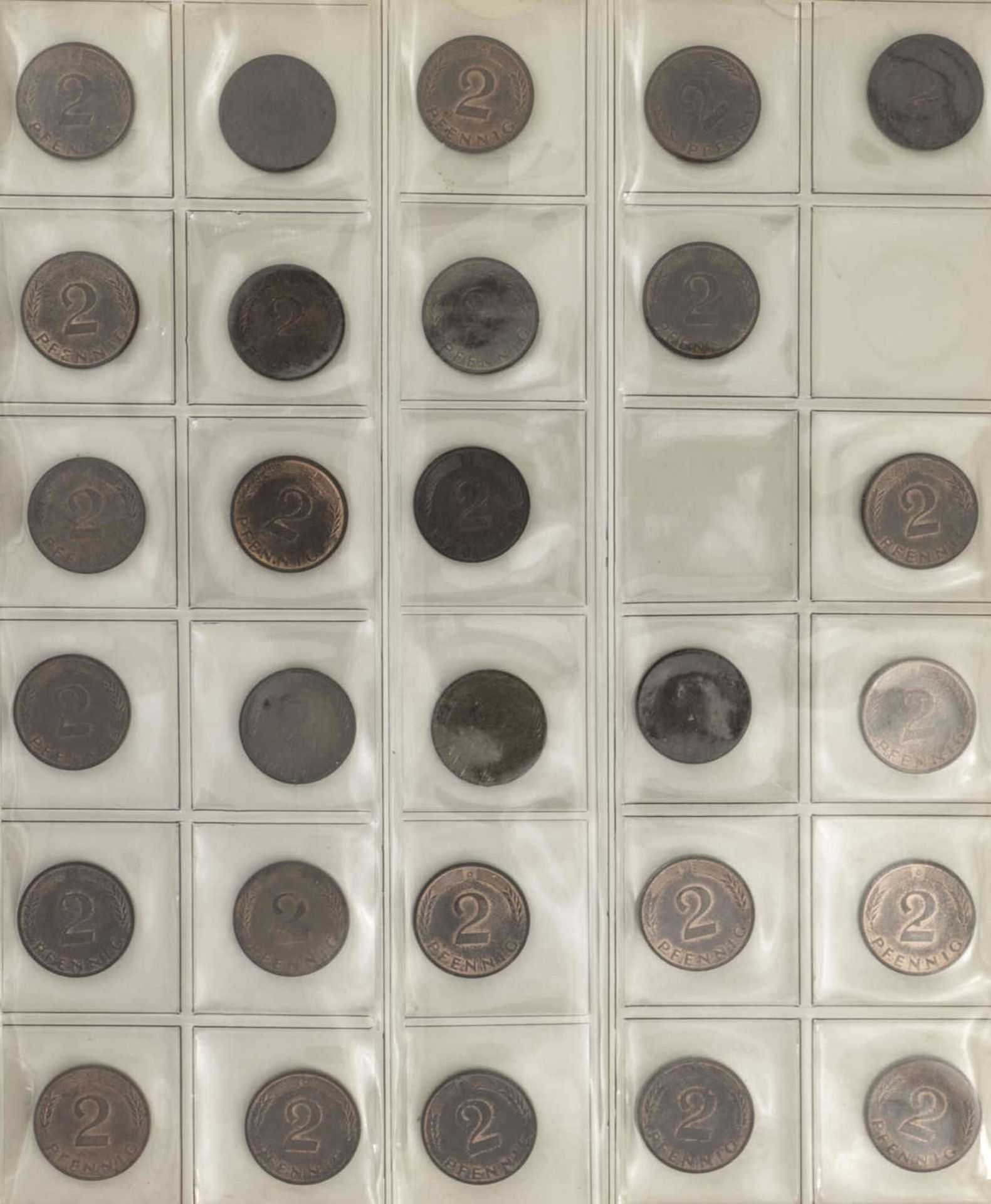 BRD Sammlung 1 Pfennig und 2 Pfennig - Münzen. Dabei: 1 Pfennig: 1948 - 50 DFGJ, 1966 - 85 DFGJ, 1 - Image 3 of 6