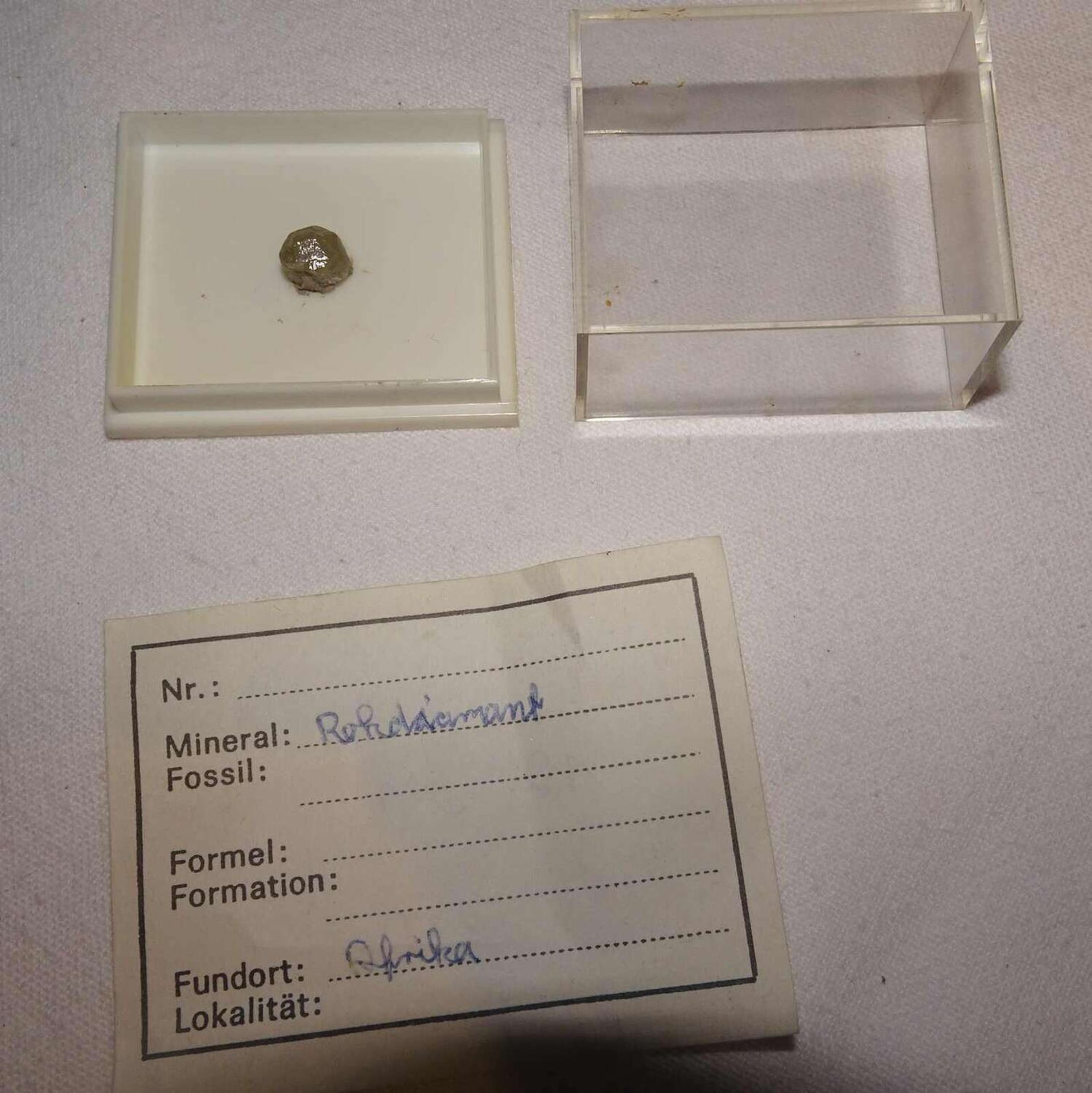 Rohdiamant, Fundort: Afrika Rough diamond, found in: Africa