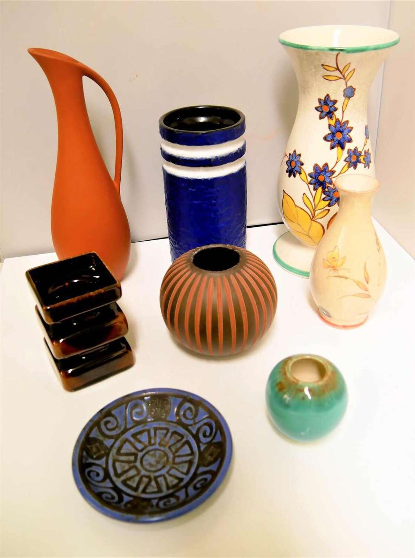 Keramik Konvolut, 60/70er Jahre, insgesamt 7 Teile. Ceramic mixed lot, 1960s / 70s, a total of 7