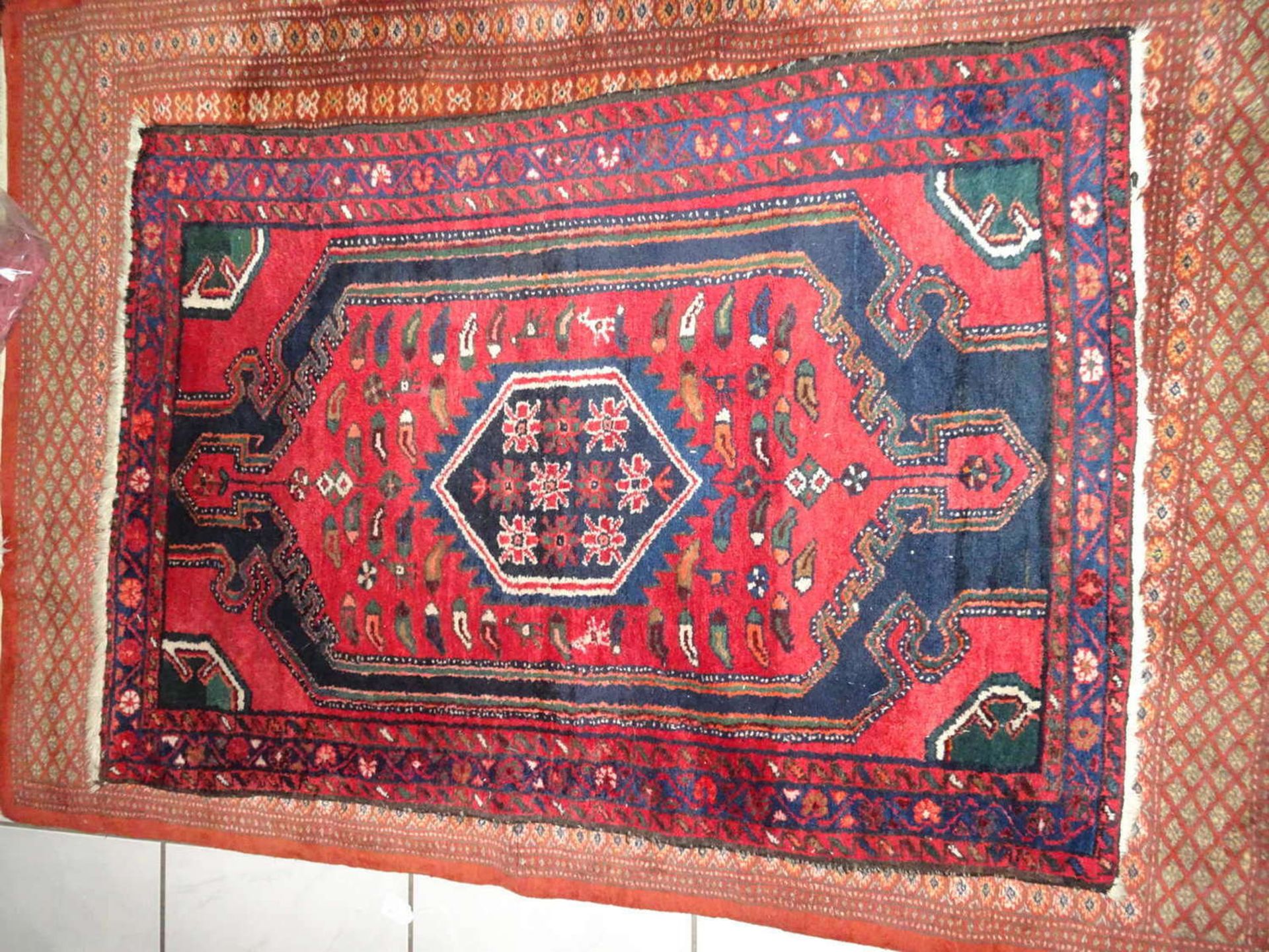 Iran, farbfrischer Teppich Saveh, Normanden. Maße: Länge ca. 1,50 m, Breite ca. 1,00 m Iran,