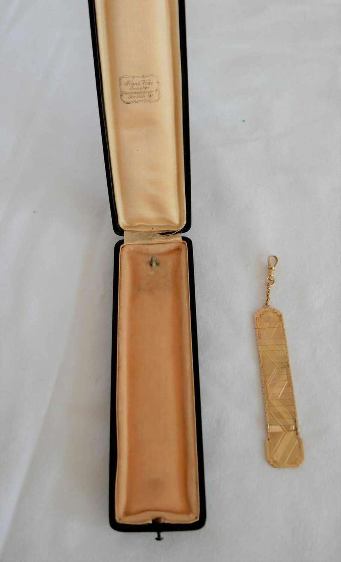 1 goldener Bierzipfel 14ct, geprüft im Original Etui, Gesamtlänge ca 11,5cm, Gewicht ca 9,63g. ,