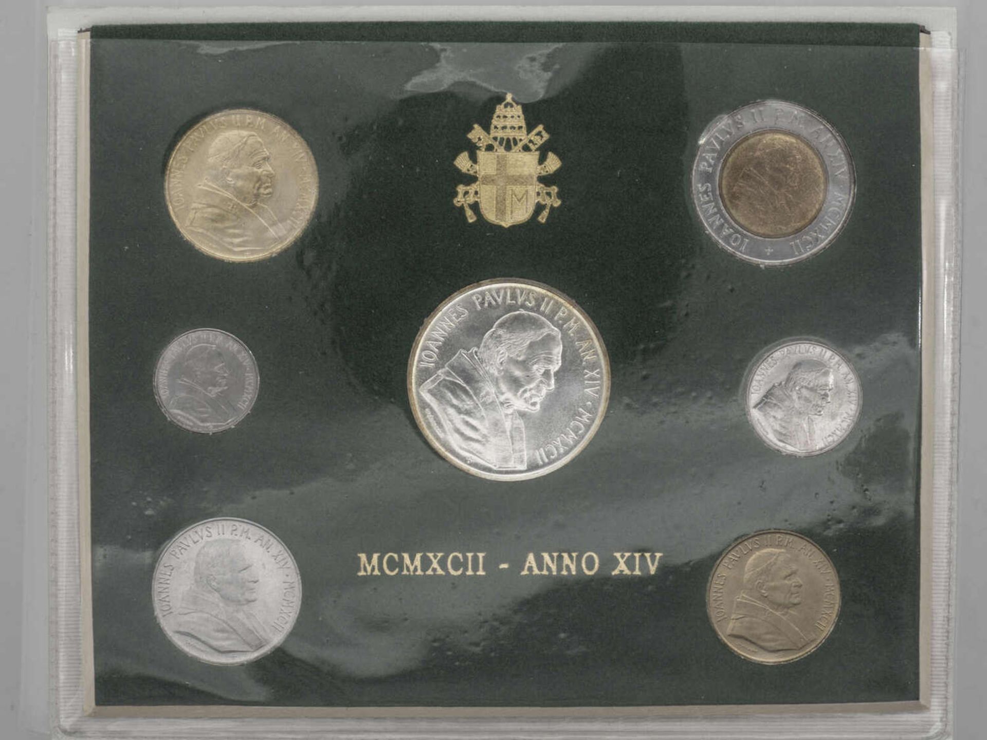 Vatikan 1992, Kursmünzensatz "Johannes Paul II.". Stgl. Vatican 1992, coin set "John Paul II". BU.