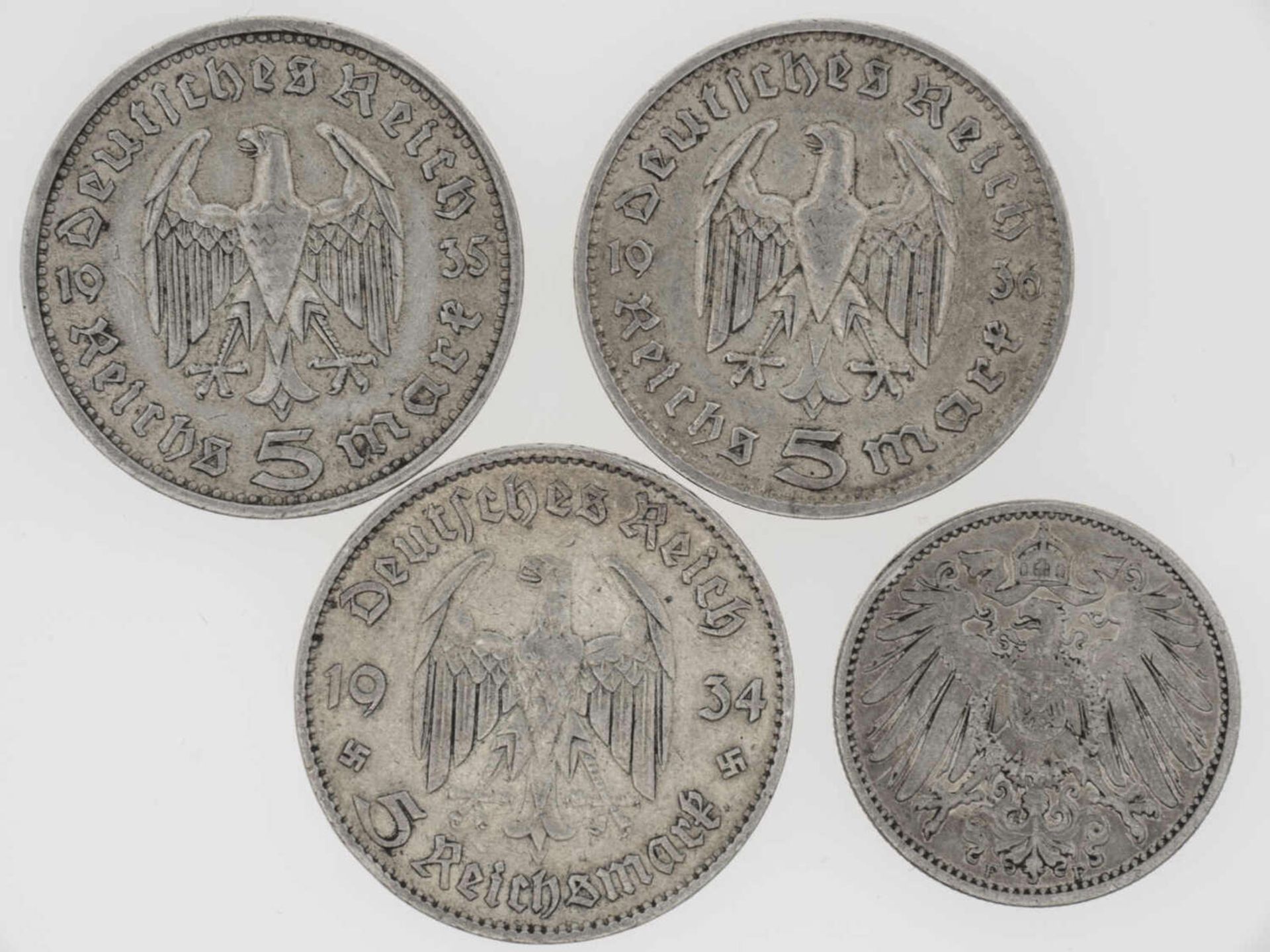 Deutschland 1910/36, Lot Silbermünzen, bestehend aus 1910 F 1.- Mark, 1934 E 5.- Reichsmark, - Bild 2 aus 2