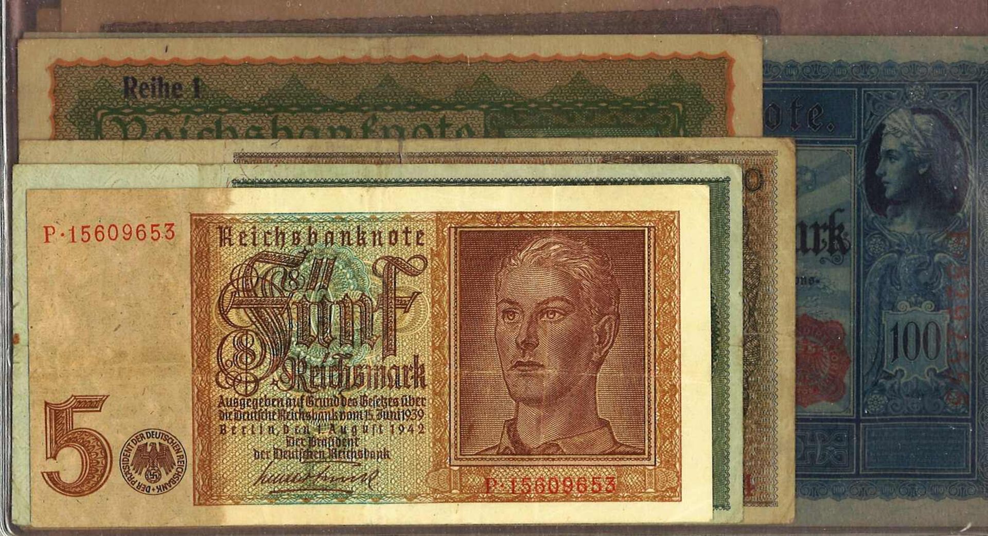 Lot Banknoten in der Mappe, meist Deutschland. 25 Scheine, verschiedene Erhaltungen.Lot of banknote