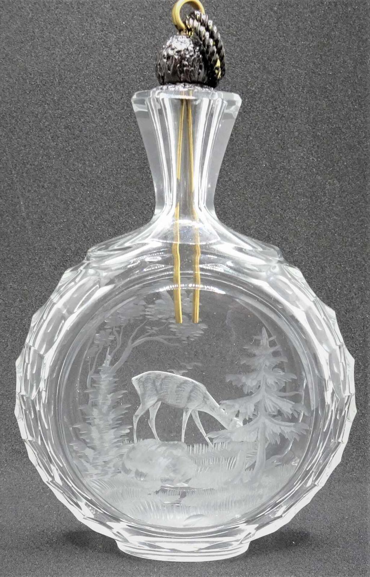 Schnupftabakflasche Glas aus Sammlung, Bixl, Klarglas mit 2 verschiedene jagdlichen Motiven gravier