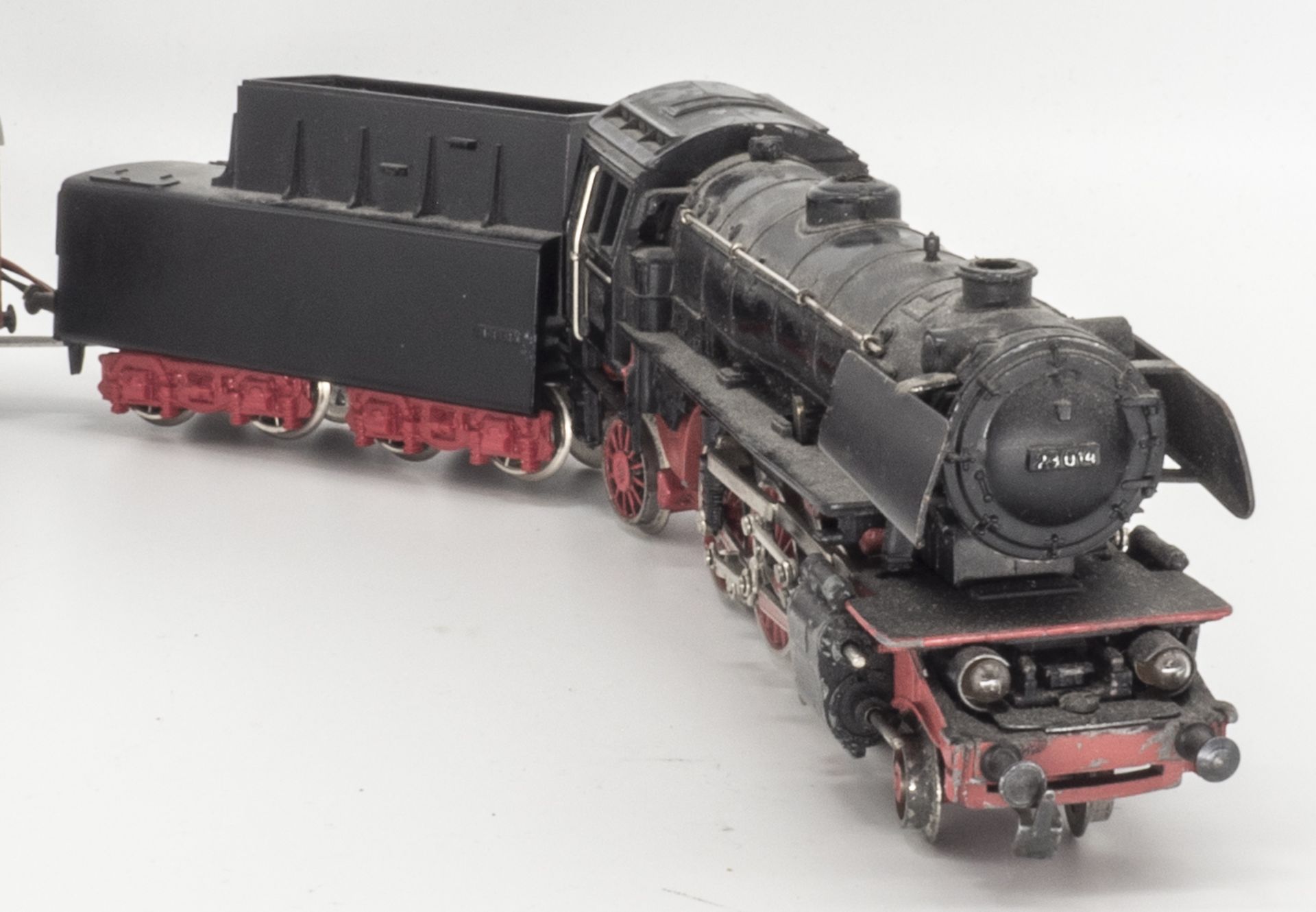 Märklin DA 800, Dampflokomotive BR 23, BN 23 014. Zusammengekoppelt mit einem gedeckten - Image 5 of 5