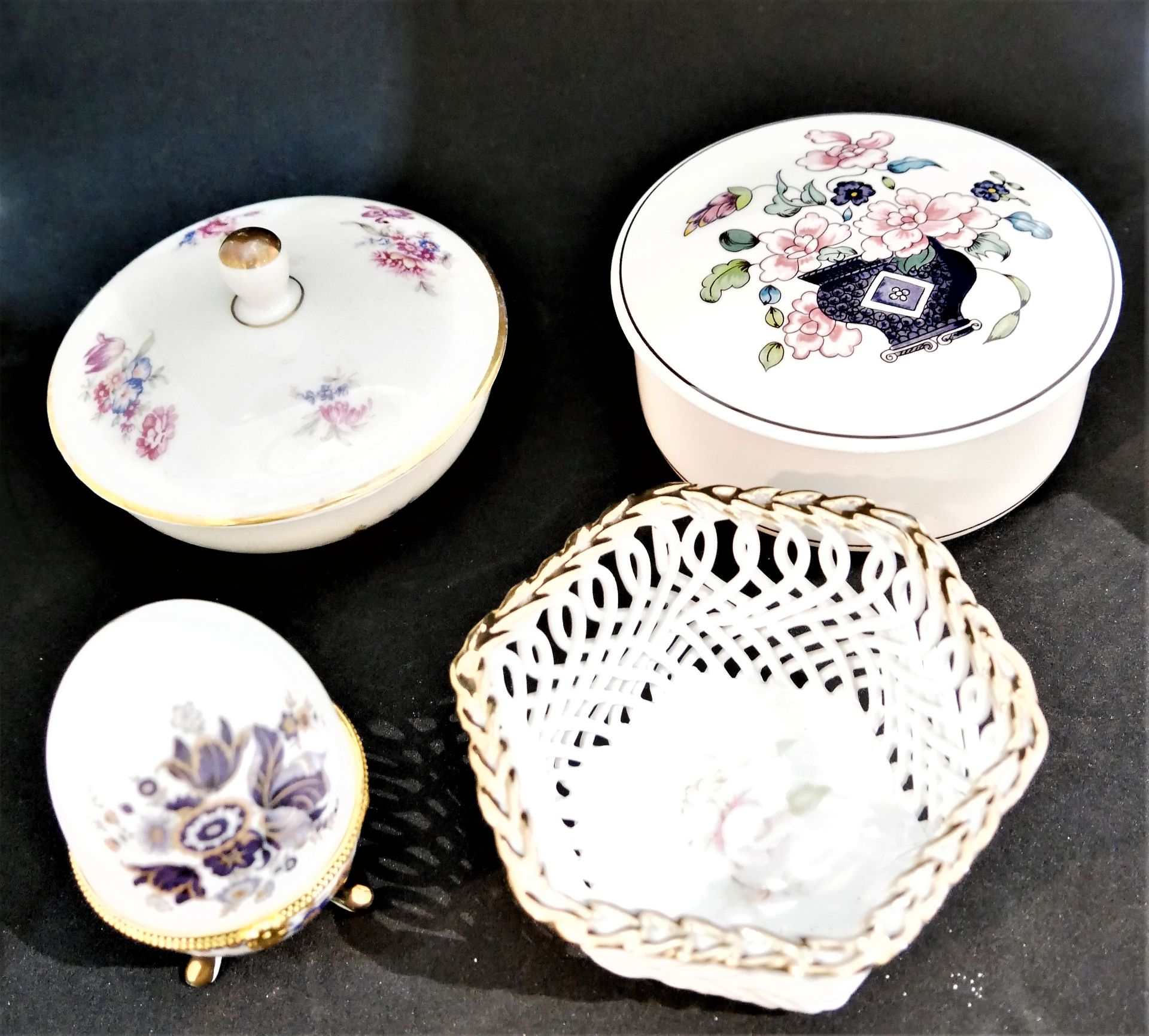 Lot Porzellan aus Haushaltsauflösung Villeroy & Boch Floralis, 1x gemarkt mit "W" Bavaria, 1