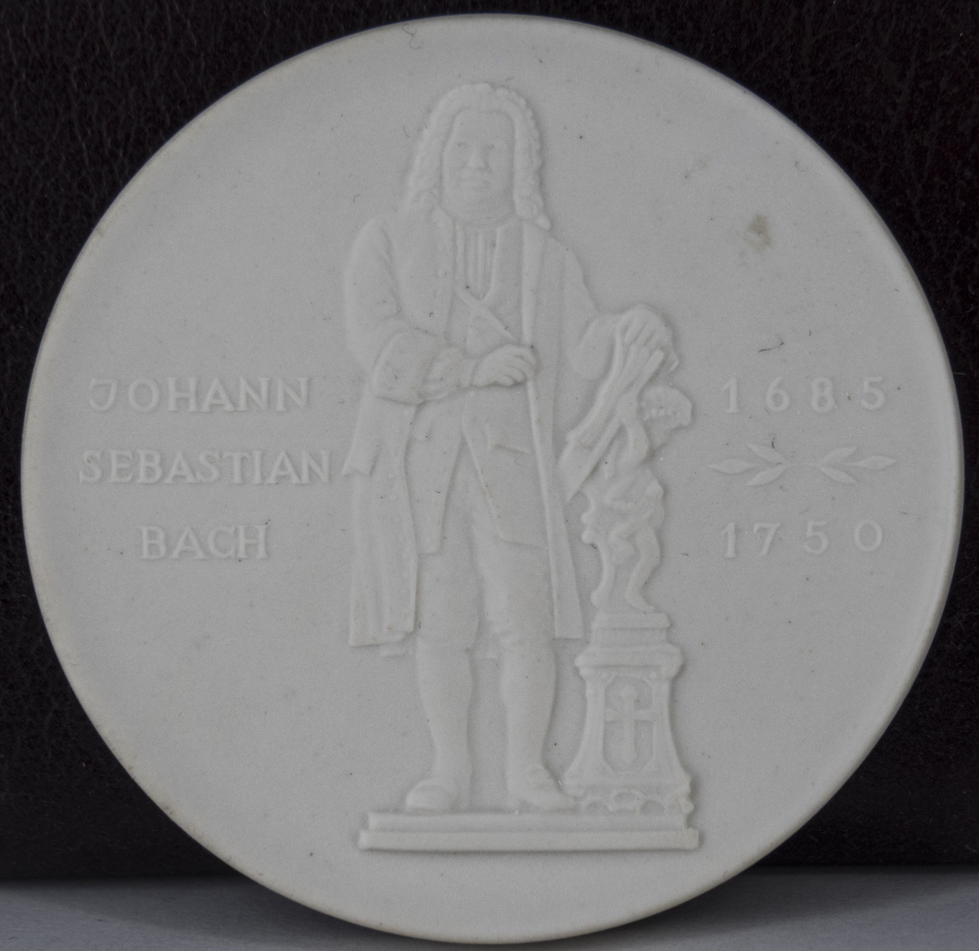 Porzellan - Medaille "Johann Sebastian Bach 1685 -1750 - Bachhaus Eisenach", Meißen, Durchmesser: