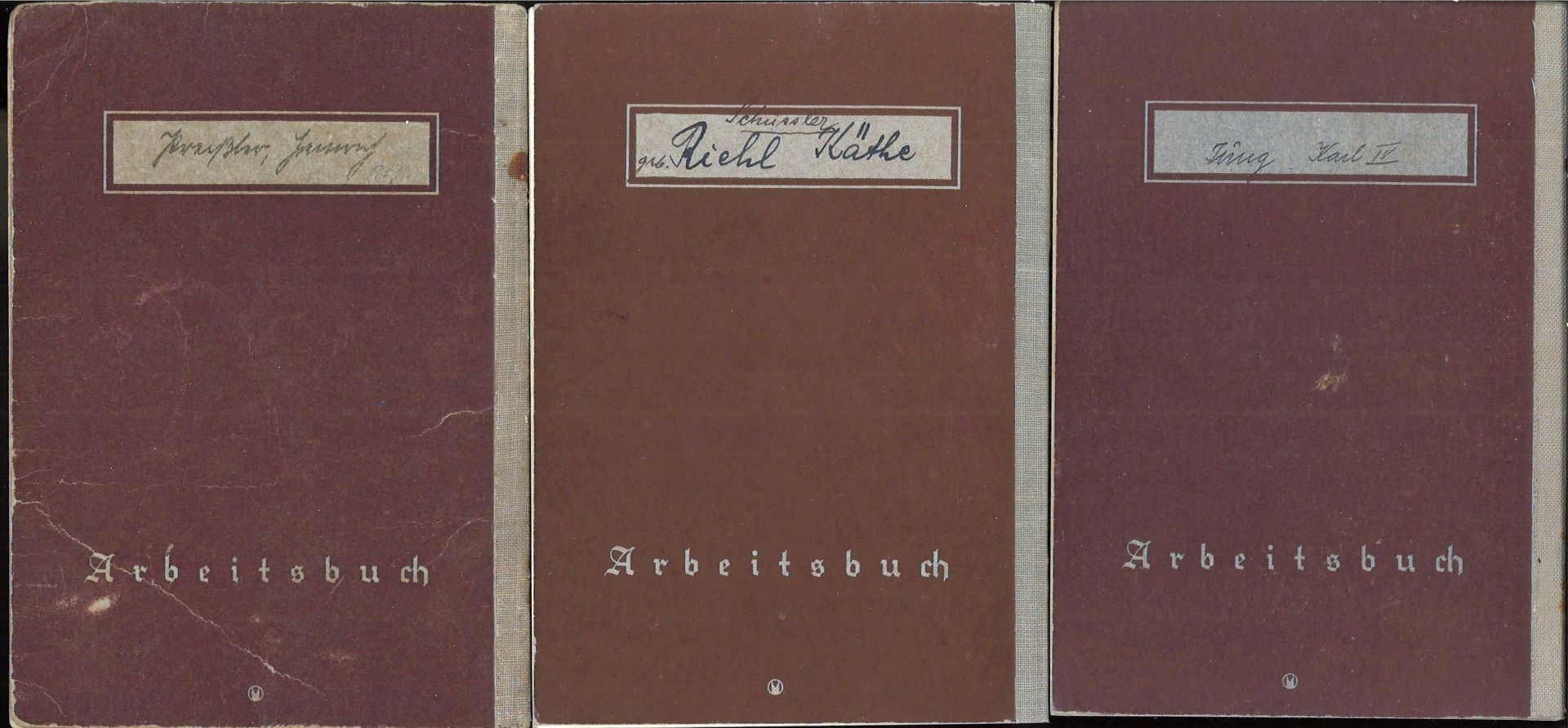 Lot von 3 Arbeitsbüchern, Militaria. 3. Reich, 2 x Zustand 2, 1x Zustand 3-, bitte besichtigen - Bild 2 aus 5