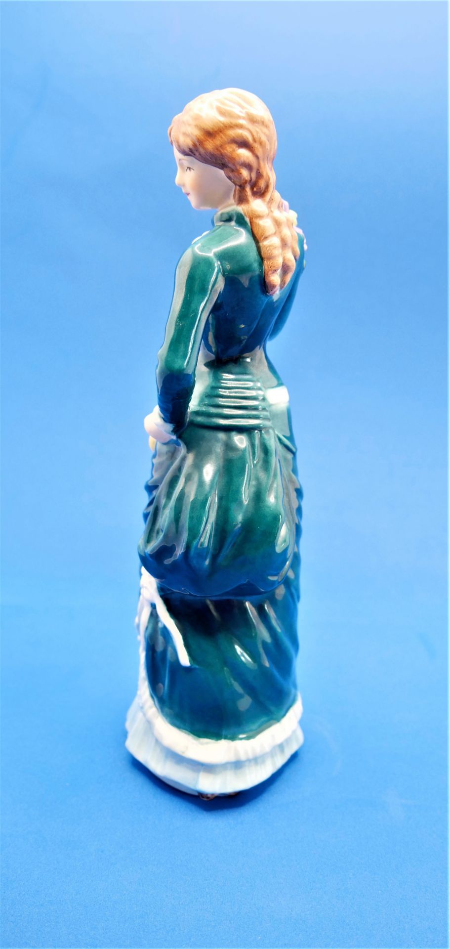 Goebel Porzellanfigur "Garden Fancier 1880". Gemarkt Goebel W. Germany, Nr. 16 278-21. Höhe ca. 21 - Bild 2 aus 4