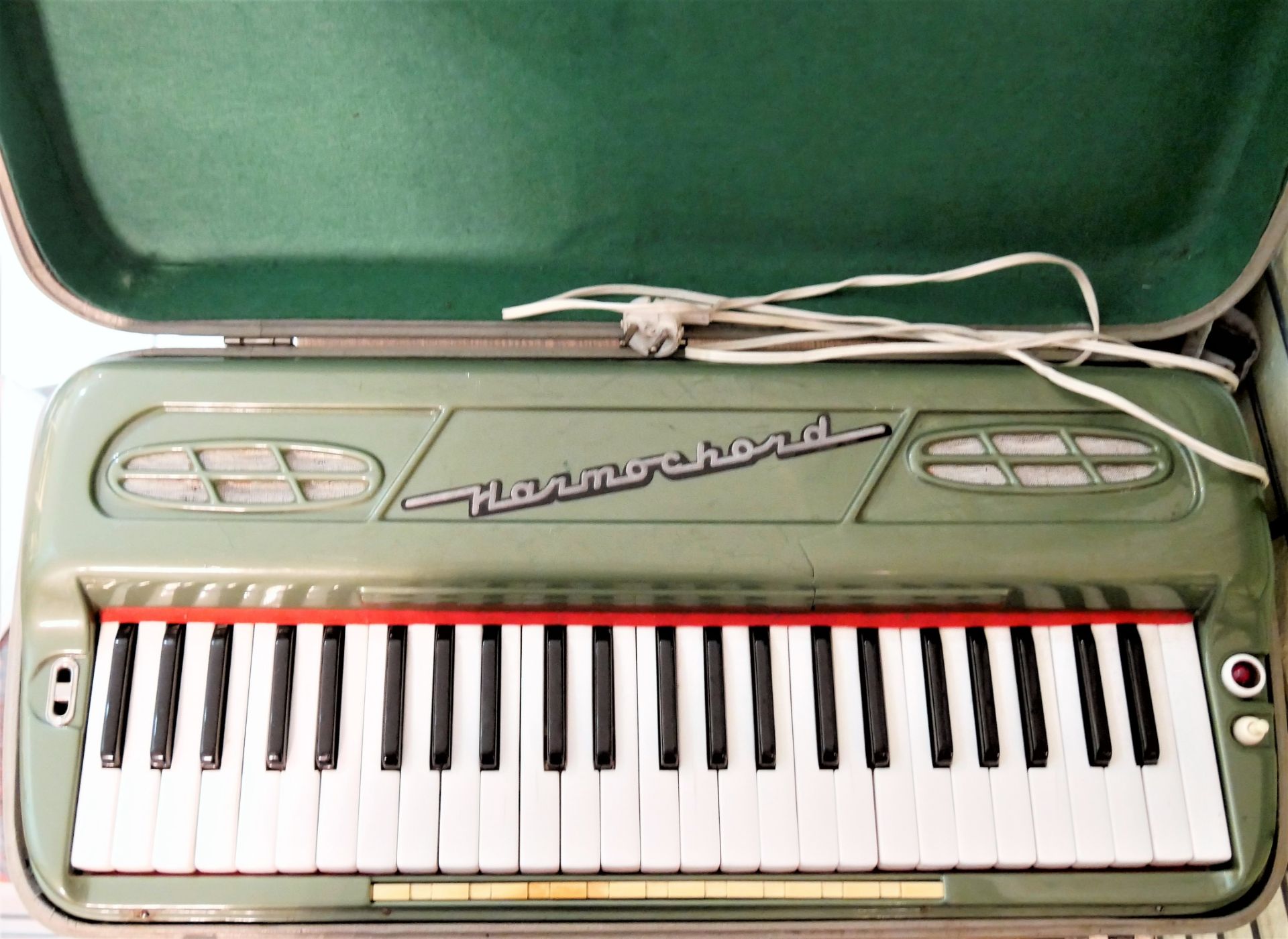 Harmochord im Koffer, Vintage, Funktion nicht geprüft. ca. 50er Jahre.