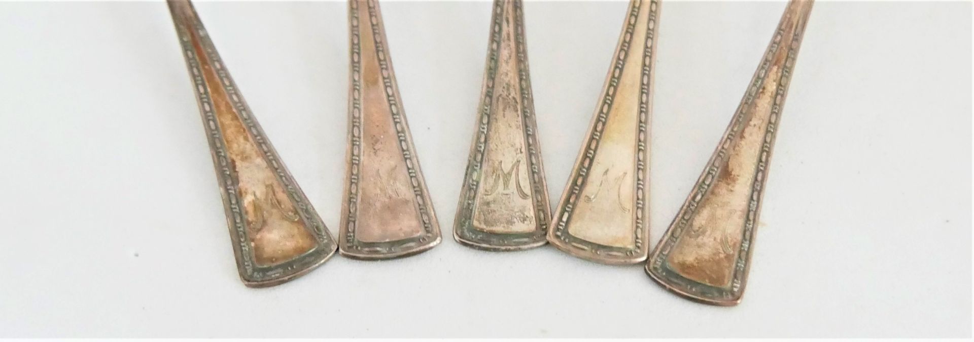 5 Moccalöffel, gepunzt 800er Silber, teilweise vergoldet, gleiche Serie Gewicht ca. 64,3 gr - Image 2 of 3