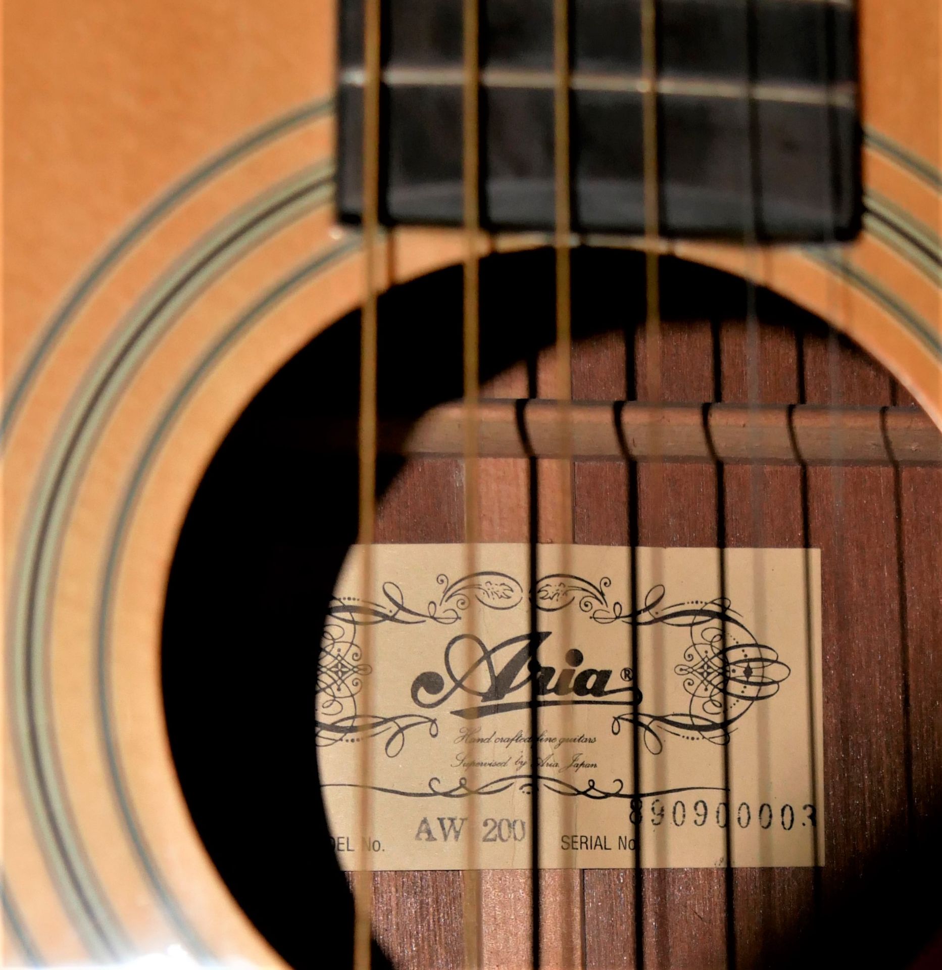 Aria Gitarre, Mod. No. AW 200, Serial No.890900003. 6 Saiten. Guter Zustand. - Image 3 of 4