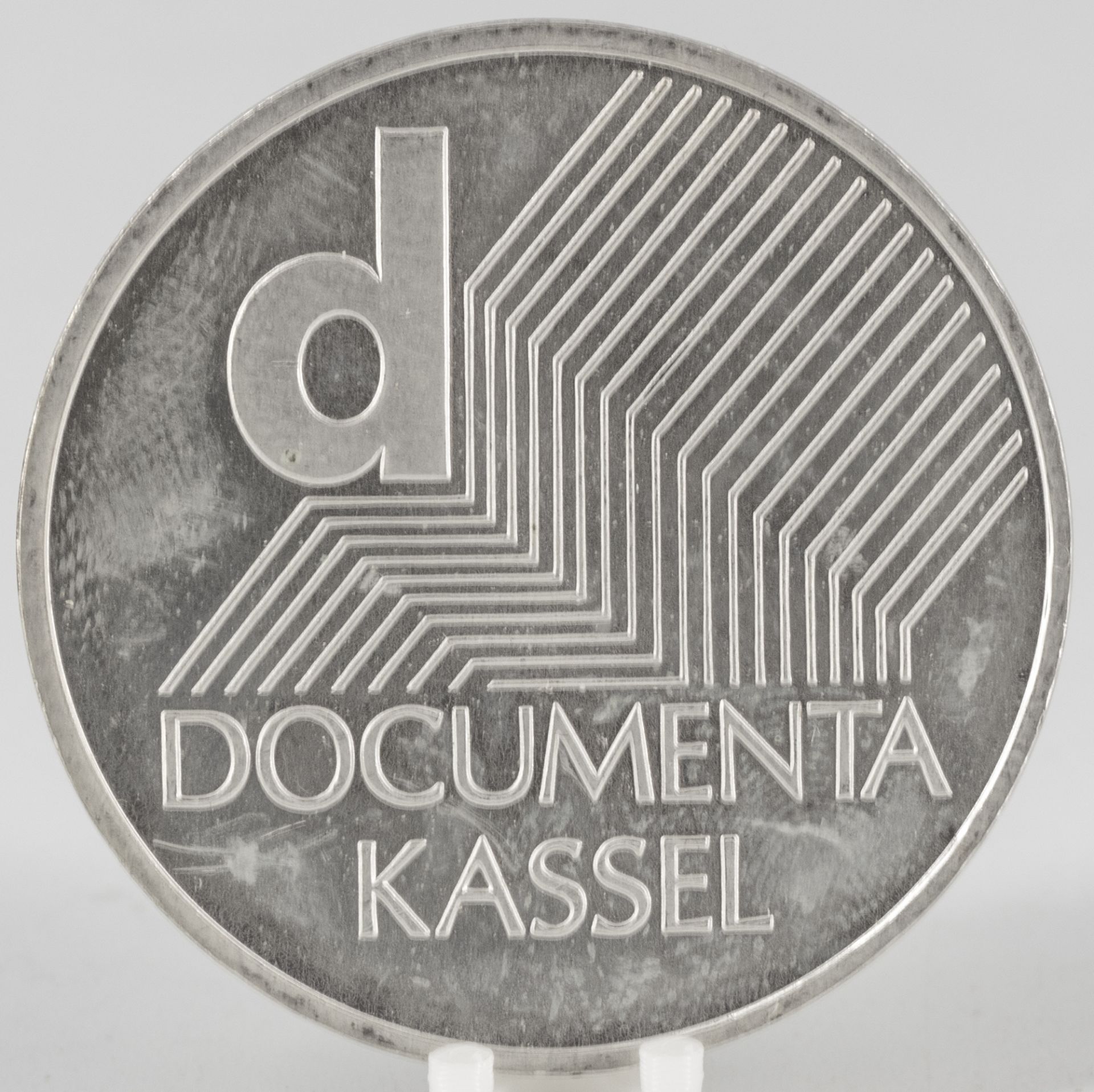 Deutschland 2002, 10.- Euro - Silbermünze "Documenta Kassel". Silber 925, Gewicht: ca. 18 g.