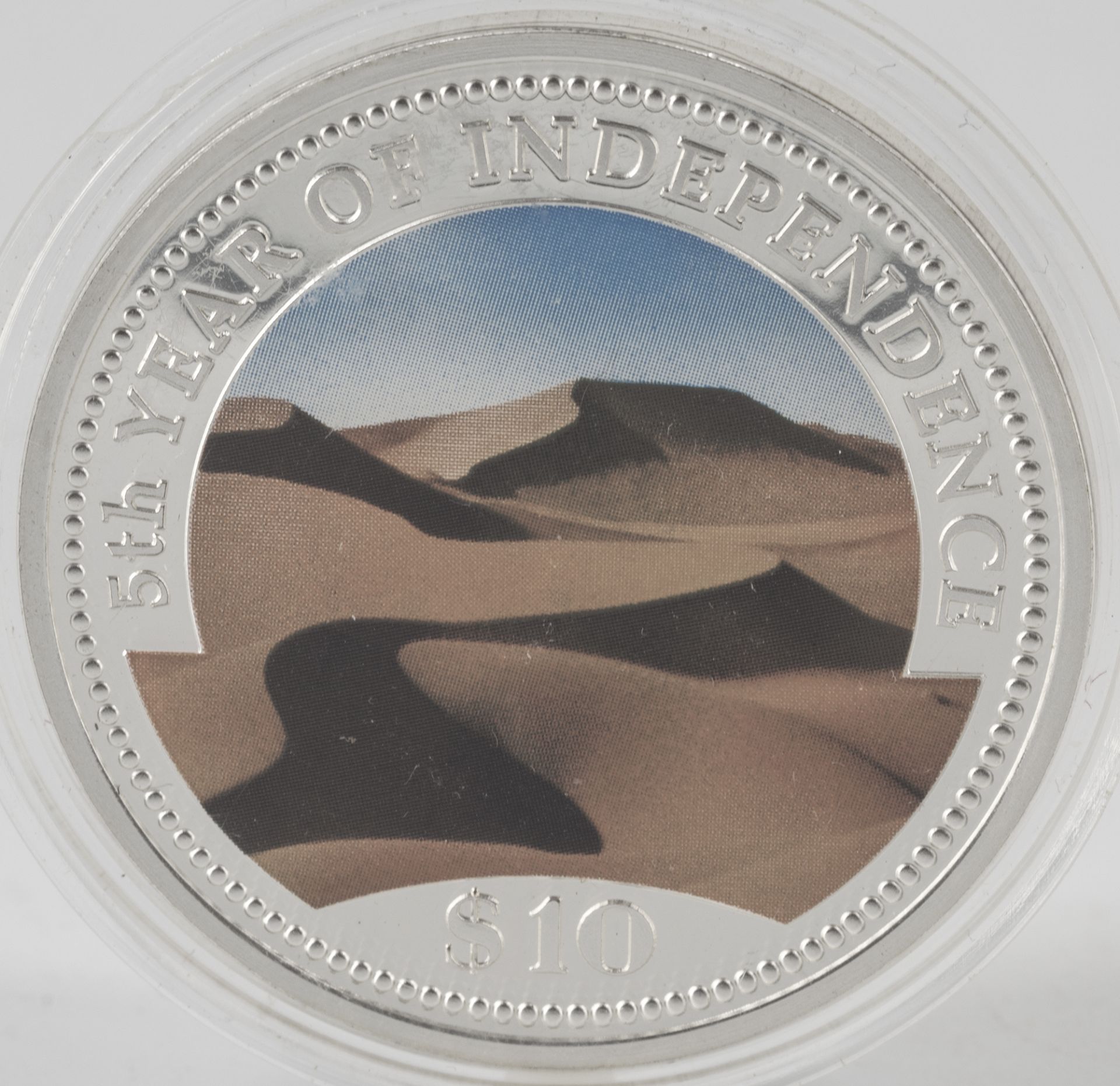 Namibia 1995, $ 10 - Farbmünze. Silber "5. Jahrestag der Unabhängigkeit". Erhaltung: PP.