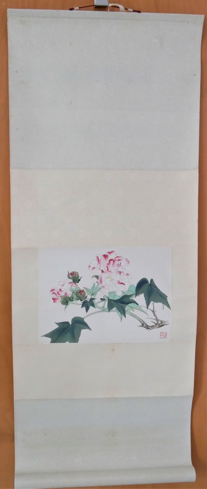 Yu Chih-chen (1965-) - Hibiscus, Aquarell auf Papier, auf Rolle.