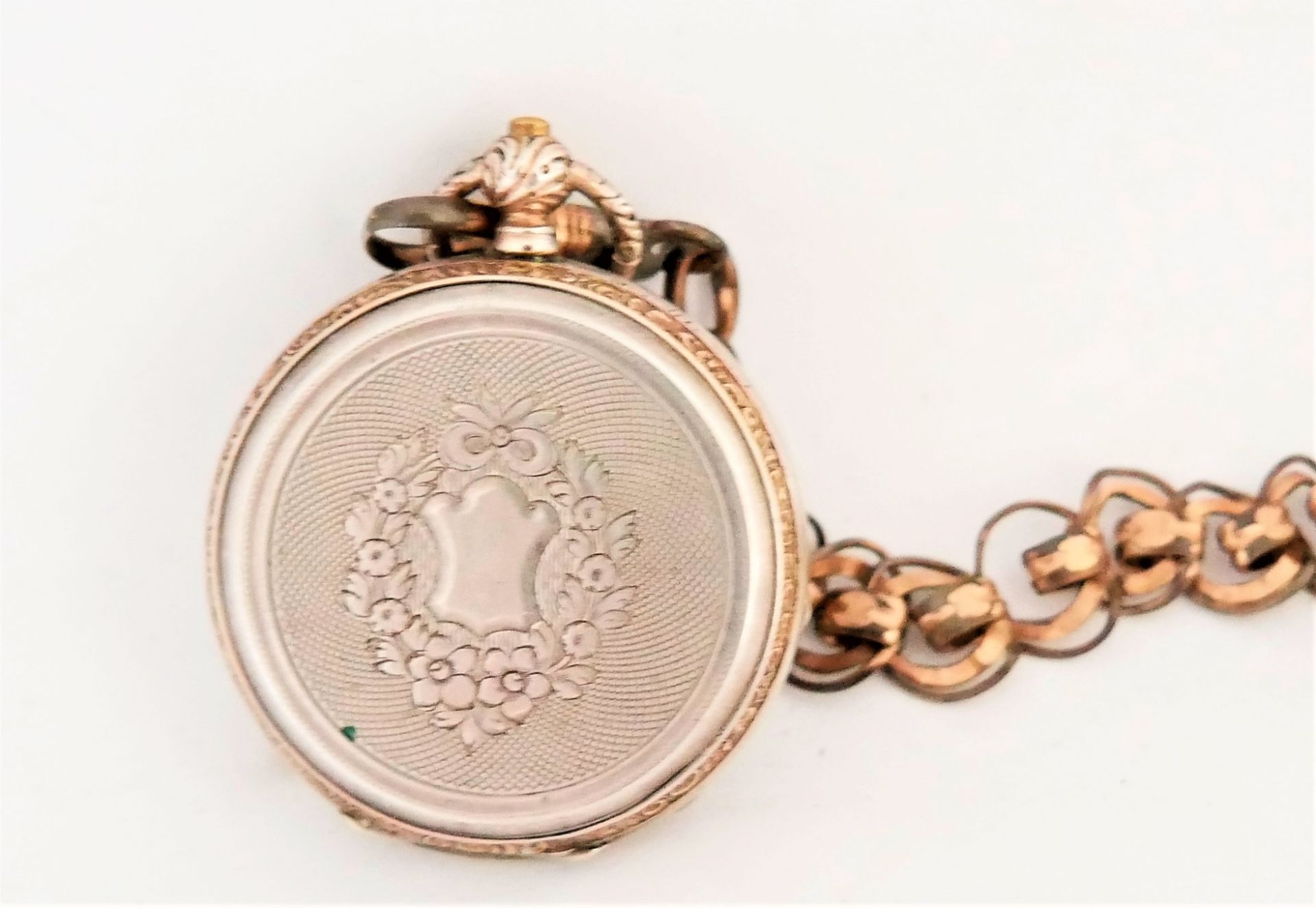 Taschenuhr, 800er Silber, mit Schlüsselaufzug (ohne Funktion) an einer Jugendstil Uhrenkette. - Image 4 of 4