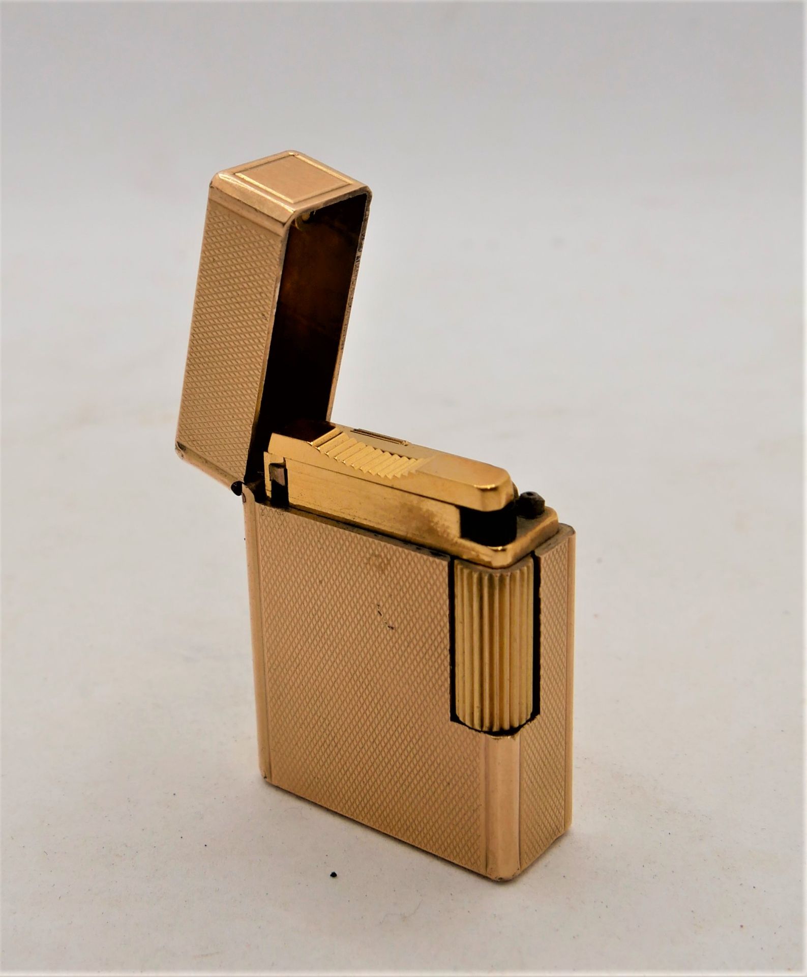 Feuerzeug S.T.Dupont Paris, Made in France, Nr. 20 u, vergoldet. Funktion geprüft. Gebrauchter - Image 3 of 4