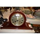 EARLY 20TH CENTURY MAHOGANY CASED MANTEL CLOCK WITH SILVERED ROMAN NUMERAL DIAL