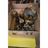 BOX OF ASSORTED BRASS WARE