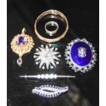 COLLECTION OF ASSORTED COSTUME JEWELLERY TO INCLUDE A WHITE METAL SYNTHETIC SAPPHIRE AND PASTE SET