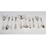 A suite of silver flatware, Sheffield, 1972, makers mark of G&CO LD, Old English Rat Tail,