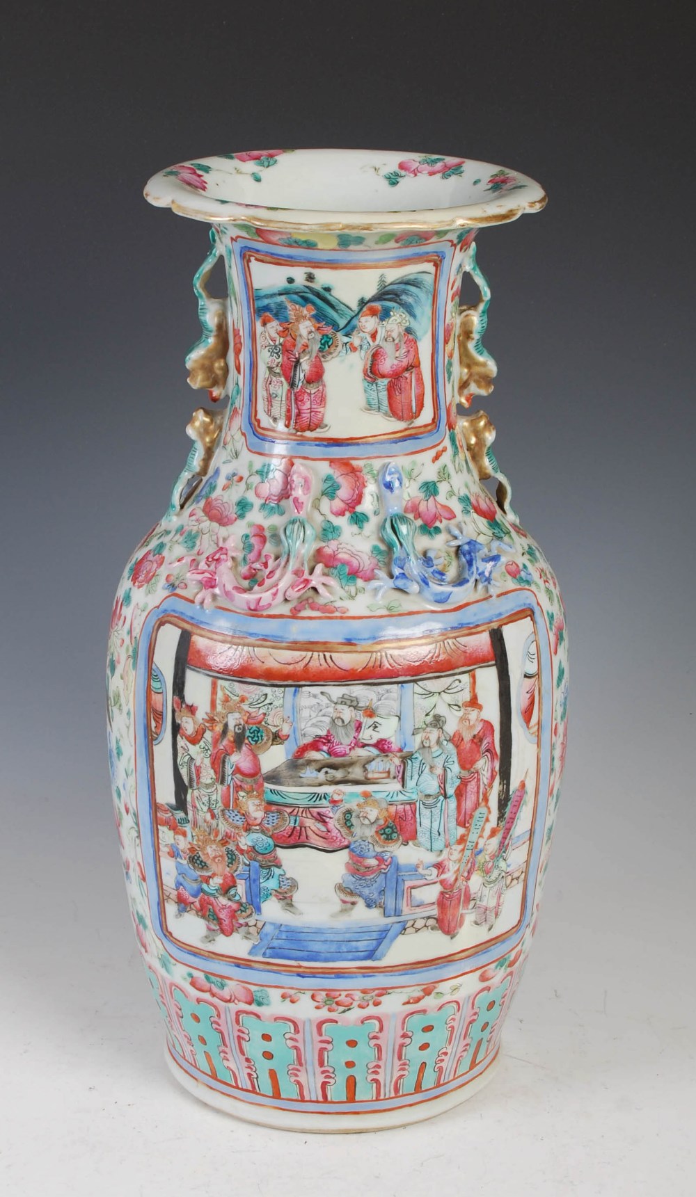 A Chinese porcelain famille rose vase, Qing Dynasty, decorated with rectangular shaped panels of - Image 2 of 5