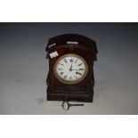 A WILLIAM IV MAHOGANY MANTLE CLOCK WITH ROMAN NUMERAL DIAL AND SINGLE FUSEE MOVEMENT