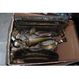 BOX OF ASSORTED BRASSWARE TO INCLUDE FOUR LIGHT HANGING CHANDELIER, ASSORTED INDIAN RECTANGULAR