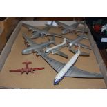 A GROUP OF DINKY METAL TOY PLANES INCLUDING COMET, VIKING AND OTHER MODELS