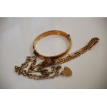 A 9CT GOLD LINK BRACELET MARKED 9CT, TOGETHER WITH A 9CT GOLD CHAIN, MARKED 9CT AND A 9CT ROLLED