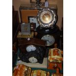 A GROUP OF CLOCKS INCLUDING A MAHOGANY MANTLE CLOCK, AN ART DECO ENGINE TURNED BRASS TRAVEL CLOCK