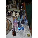 A LARGE QUANTITY OF MODERN GLASS MINIATURE VASES, TO INCLUDE IRREDESCENT AND GILT FINISH, TOGETHER